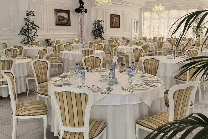 Банкетный зал WHITE HALL